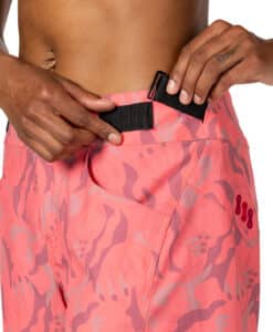 VENTURE 7 PRINT SHORT CORAL FLORAL – Bild 3